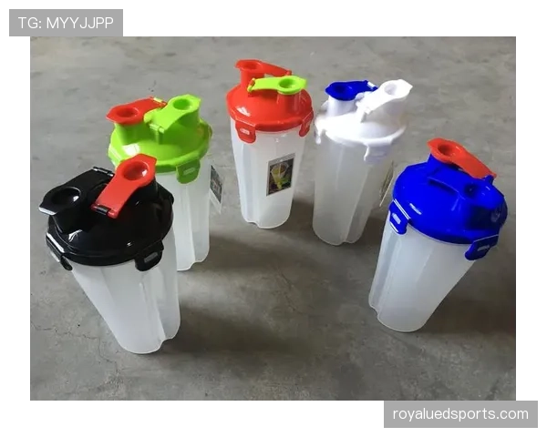 陈芋汐家冰箱里塞满蛋白粉,连饮料都是无糖的 陈芋汐家冰箱里塞满蛋白粉,连饮料都是无糖的